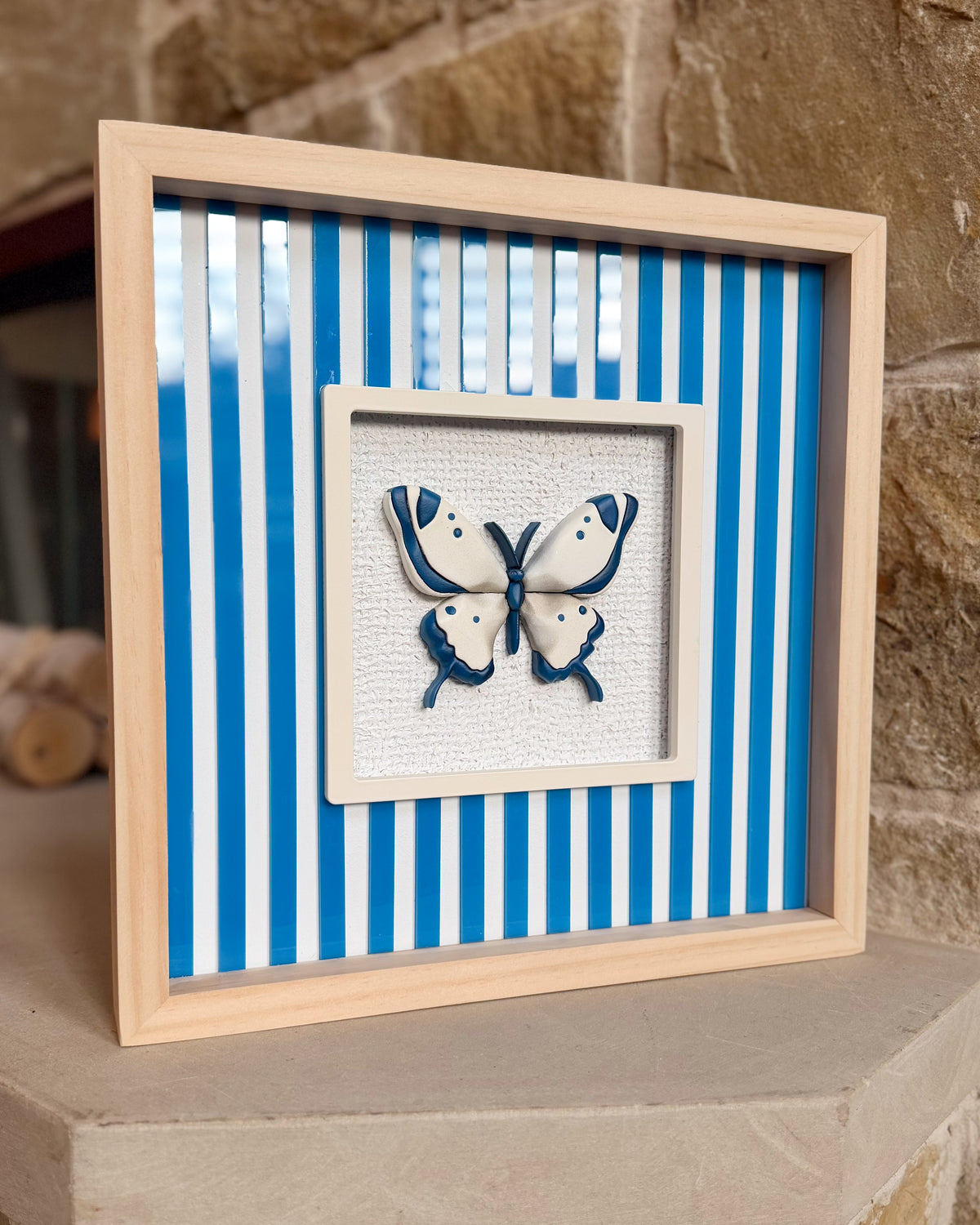 Simple Striped Butterfly - Blue